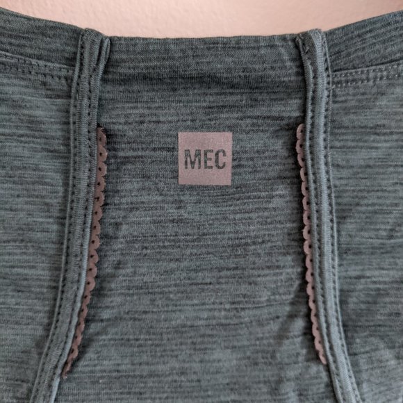 MEC 100% Merino long sleeve - Picture 6 of 6